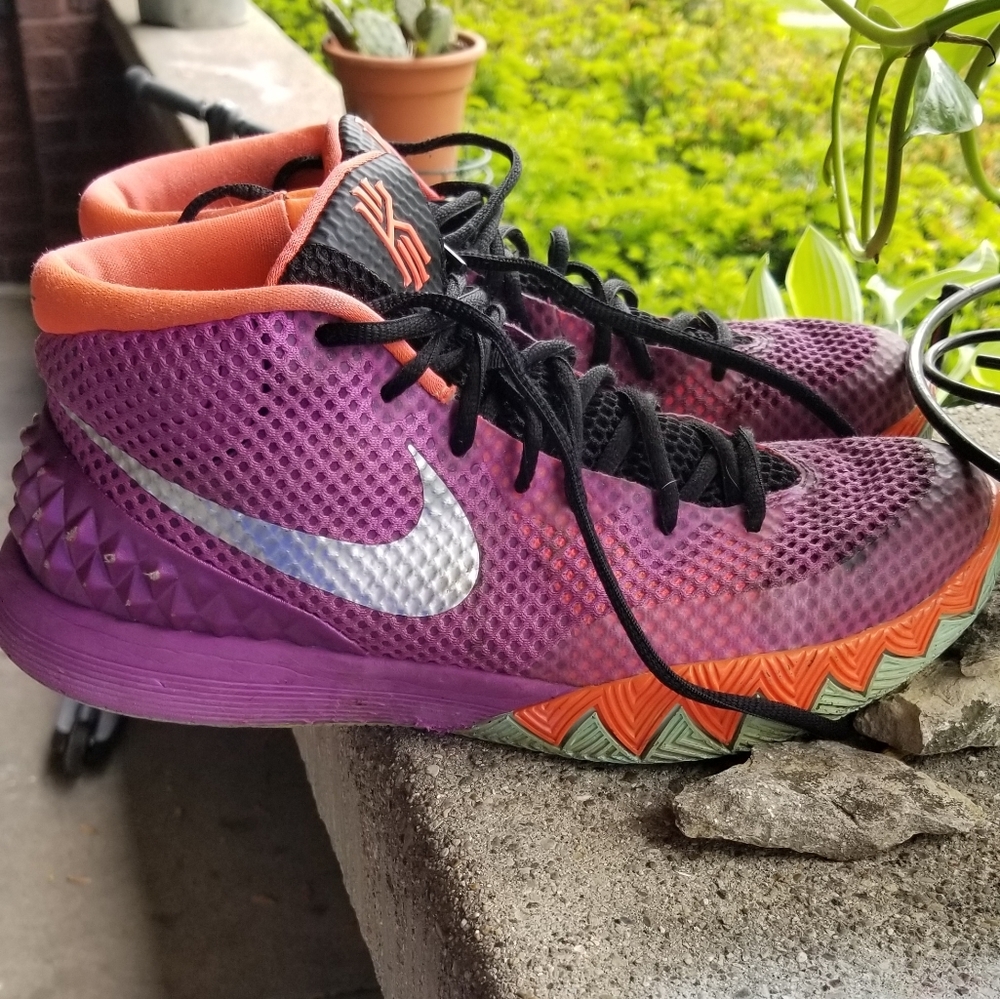 Kyrie Easter
